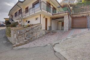 Villetta a schiera di 99 m² con più di 5 locali e 