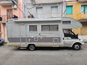 Ford Transit mansardato