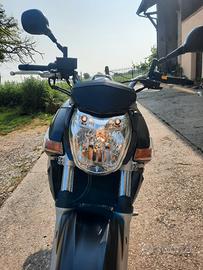 Suzuki GSR 600 - 2006