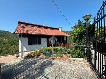 CASA SEMINDIPENDENTE A SANT'OLCESE
