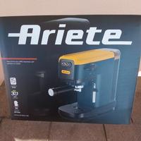 Macchinetta caffè Ariete.