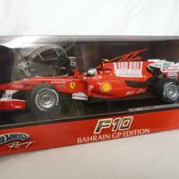 ferrari F10 Fernando Alonso Hot Wheels scala 1/18