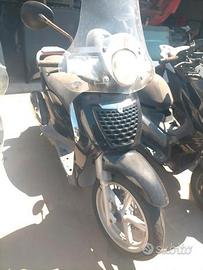 Ricambi Aprilia Scarabeo 200