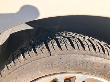 Pneumatici invernali per auto Lancia Y 185/55 R15