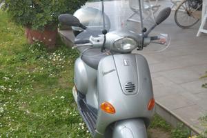 Vespa ET4 50