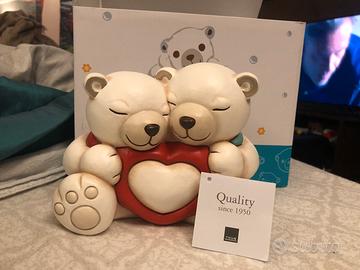 Coppia Orsi Polari Thun Che si Abbracciano