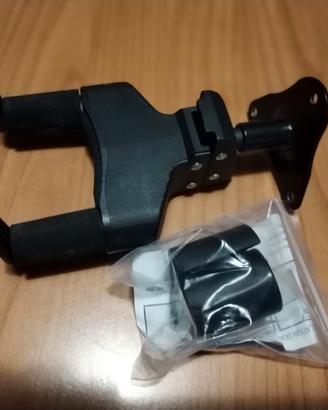 Supporto a muro x chitarra classica.