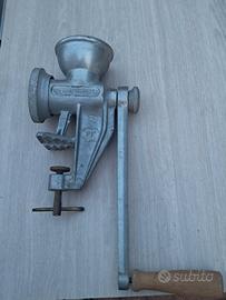 Torchio manuale d'epoca