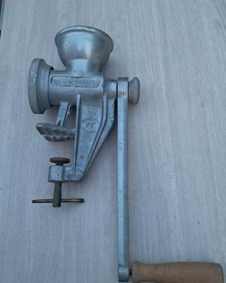 Torchio manuale d'epoca