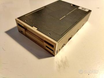 Floppy disk drive 3.5"