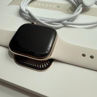Apple Watch Serie 10 Titanio Oro 42 mm