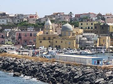 Casa a Procida per vacanze