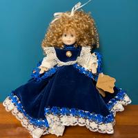 Bambola in porcellana Capodimonte