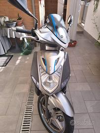 Scooter Kymco agility 125