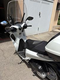 Honda SH150 bianco
