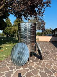 Cisterna in acciaio da 5 q.li