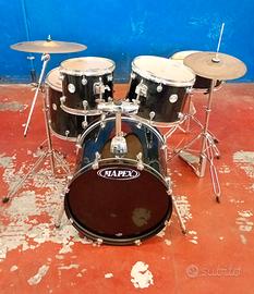 Mapex Voyager batteria acustica completa di piatti