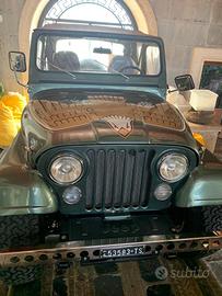 JEEP C J 7   Originale  Golden eagle