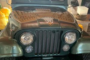 JEEP C J 7   Originale  Golden eagle