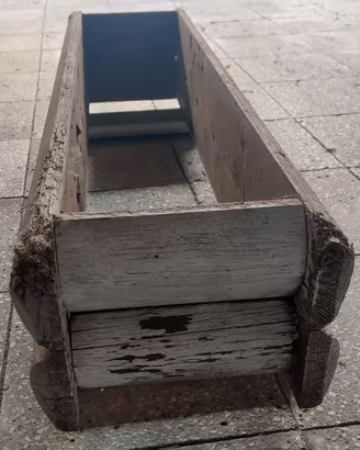 Fioriera in legno 
