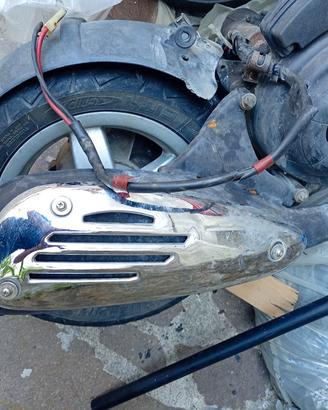 pezzi di ricambio x Vespa lx 50 4t 2v