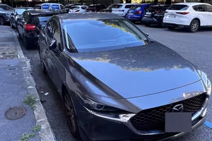 Mazda 3 sedan 186cv 28900km - 2023