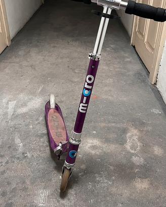 Monopattino Micro sprite viola metallizzato