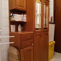 Mobili bagno in legno con specchi
