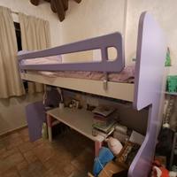 letto a castello ragazza
