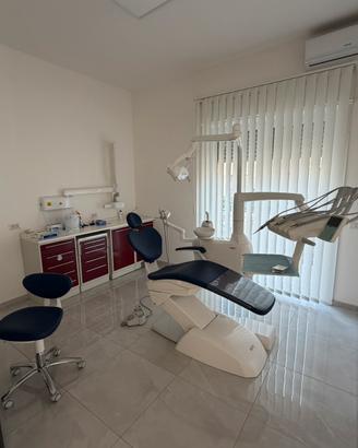 Studio dentistico con immobile