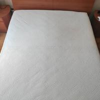 Materasso matrimoniale + due reti regolabili