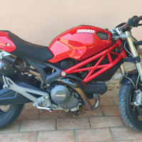 Ducati Monster 696+