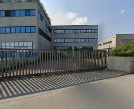 Capannone a Calcinato - Ideale per Magazzino e Lab