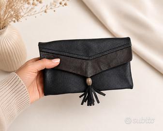 Pochette artigianale in vera pelle