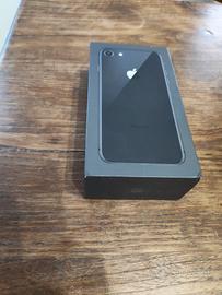 Iphone 8 Total black Solo lo Scatolo 