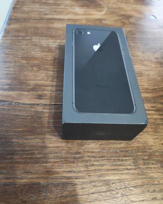 Iphone 8 Total black Solo lo Scatolo 