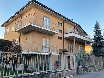 Palazzina trifamiliare indipendente Osio Sotto