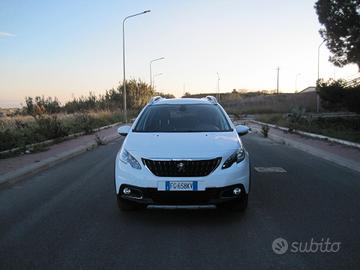 Peugeot 2008 BlueHDi 100 Allure