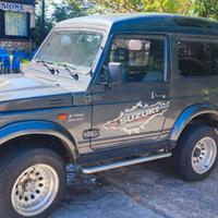 Suzuki Samurai