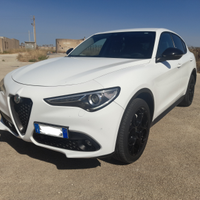 Alfa Romeo Stelvio Q4 210cv