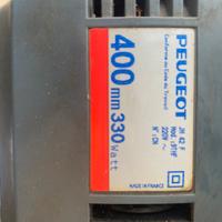 Tosasiepi elettrico Peugeot