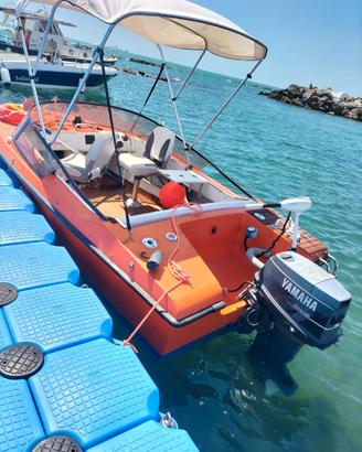 Acquaviva 5.50 + Yamaha 40 CV - Senza patente