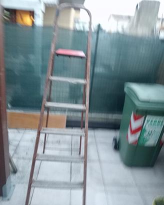 scala a 5 gradini 