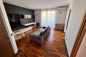 Bilocale con box e cantina