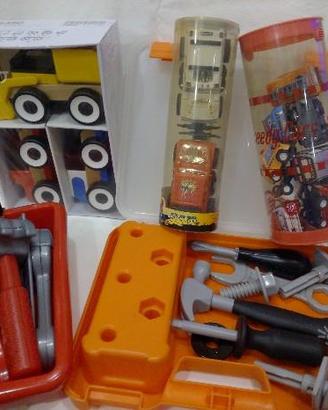 Prima infanzia attrezzi e macchinine