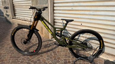 Santa Cruz V10 XO 2027 tg L come nuova
