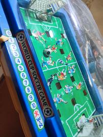 Giocattoli vintage anni 80 Calcio Balilla Fifa Wor