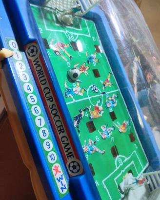 Giocattoli vintage anni 80 Calcio Balilla Fifa Wor