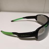 occhiali da sole sportivi