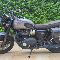 Triumph Bonneville T120 black